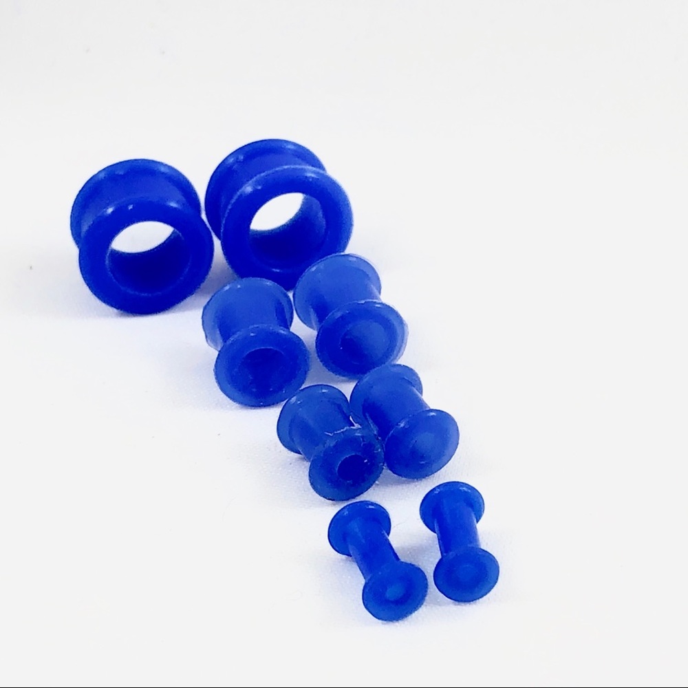 Pair of Blue Double Flare Silicon Ear Tunnels